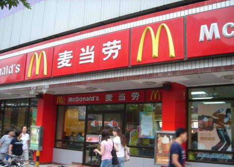 門頭招牌如何改造升級(jí)吸引新一代消費(fèi)者？
